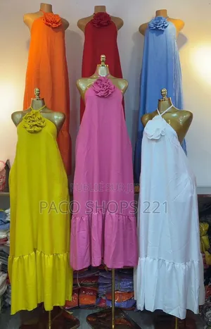 Robes d'Été Longues Et Fluides Avec Broche Fleur Amovible