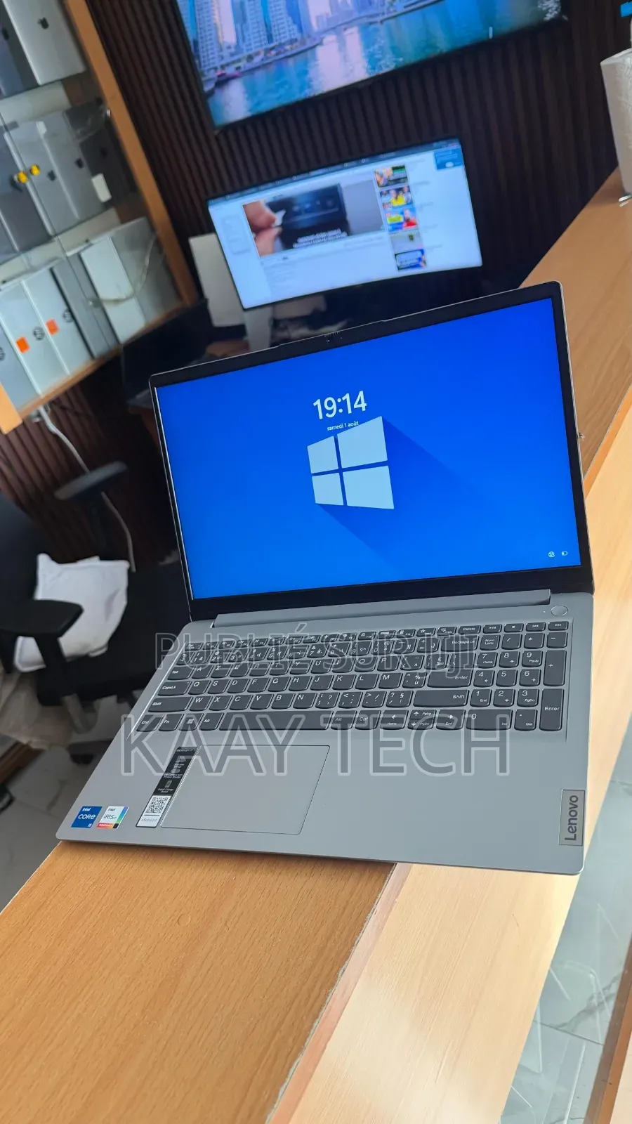 Ordinateur portable Lenovo IdeaPad 1 16GB Intel Core i5 SSD 512GB