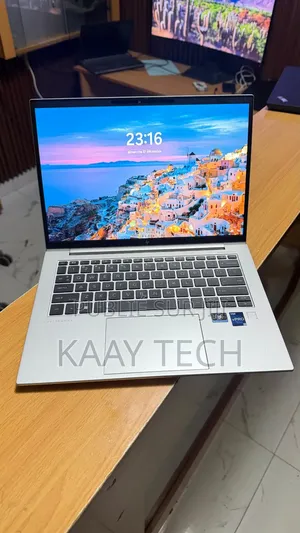 Nouveau HP EliteBook x360 1040 G9 16GB Intel Core i7 SSD 512GB