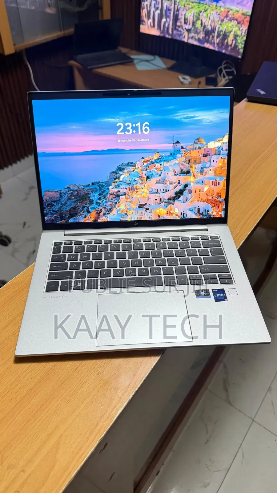 Nouveau HP EliteBook x360 1040 G9 16GB Intel Core i7 SSD 512GB