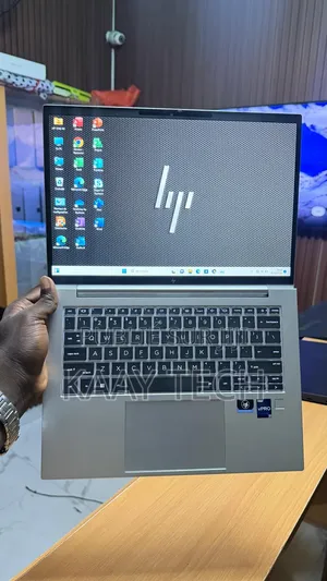 Nouveau HP EliteBook x360 1040 G9 16GB Intel Core i7 SSD 512GB