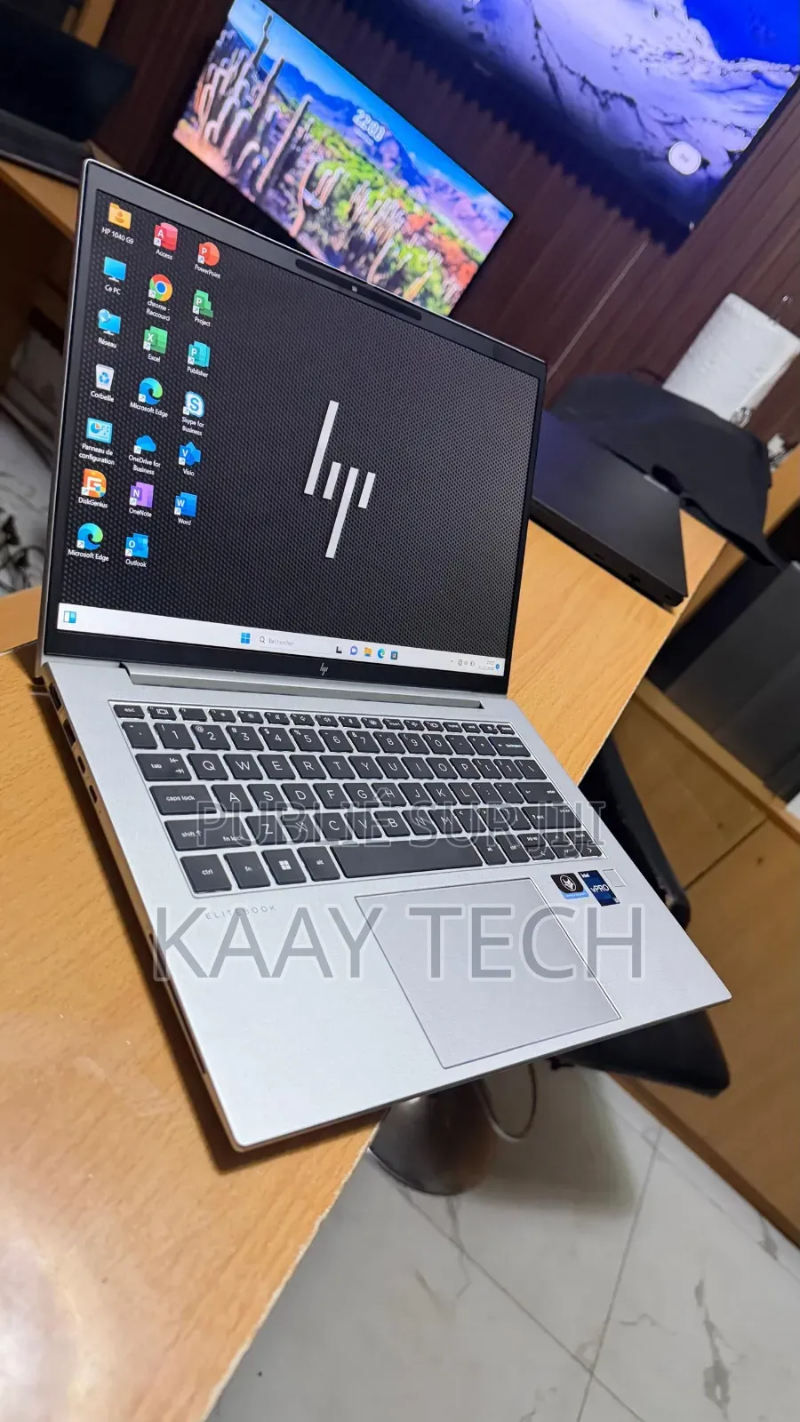 Nouveau HP EliteBook x360 1040 G9 16GB Intel Core i7 SSD 512GB