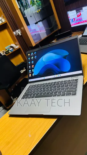Nouveau Dell Latitude 5430 16GB Intel Core i7 SSD 512GB