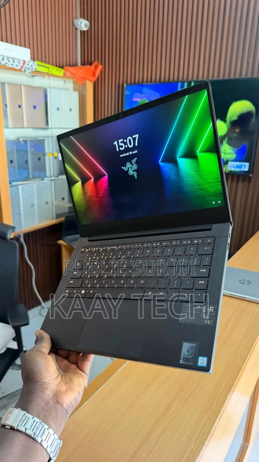Nouveau Ordinateur portable Razer Lame 16GB Intel Core i7 SSD 512GB