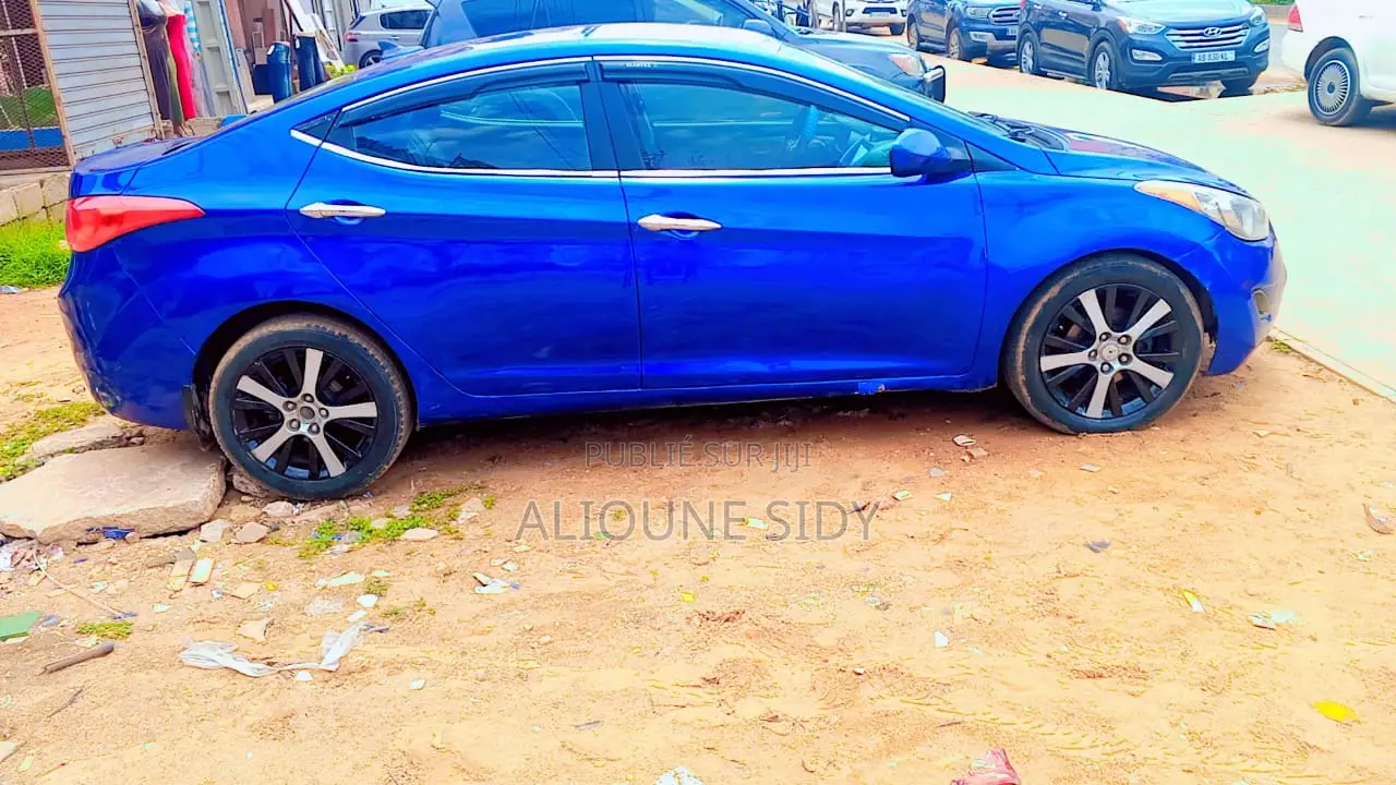 Hyundai Elantra 2013 Bleu
