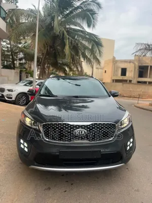 Kia Sorento 4dr SUV 2016 Noir