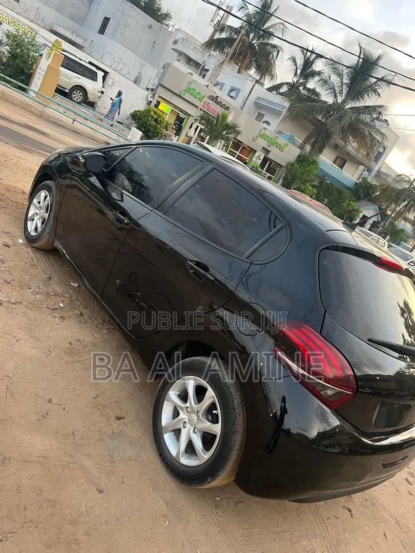 Peugeot 208 2016 Noir
