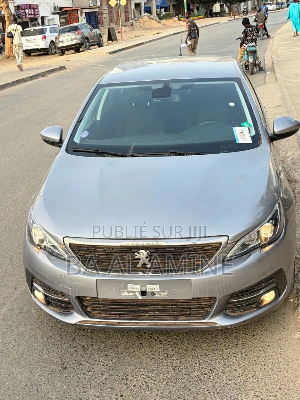 Peugeot 308 2019 Gris