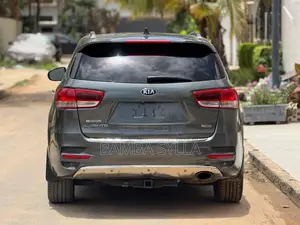 Kia Sorento 4dr SUV 2016 Gris