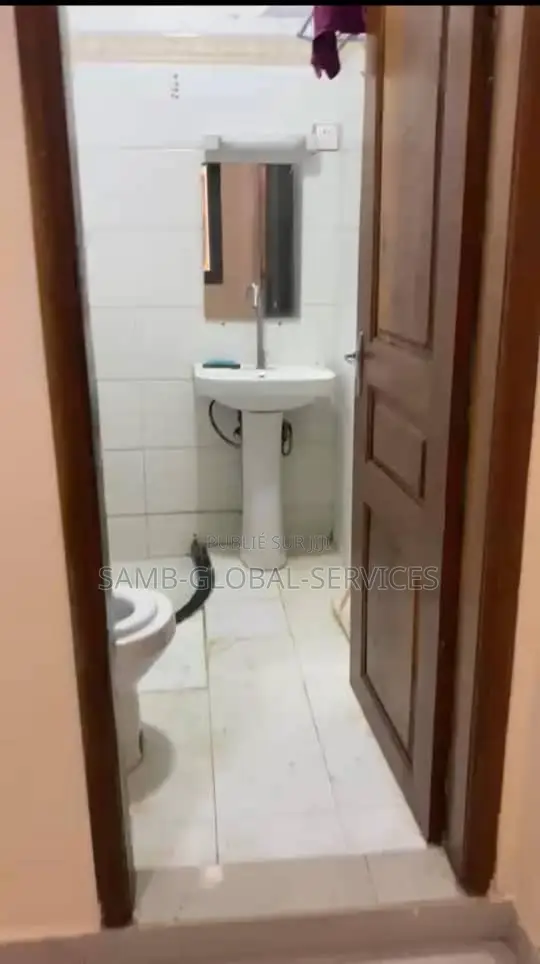 2chbre Appartement dans Ngor à Louer