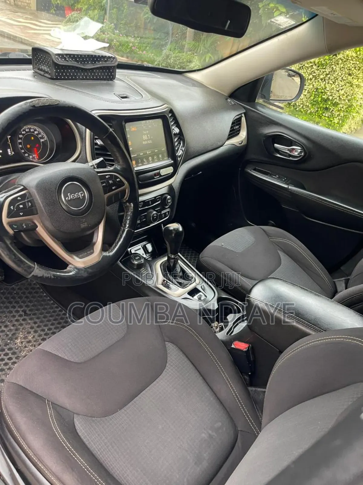 Jeep Cherokee 2016 Noir Mat