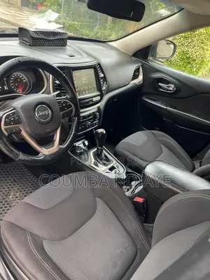 Jeep Cherokee 2016 Noir Mat