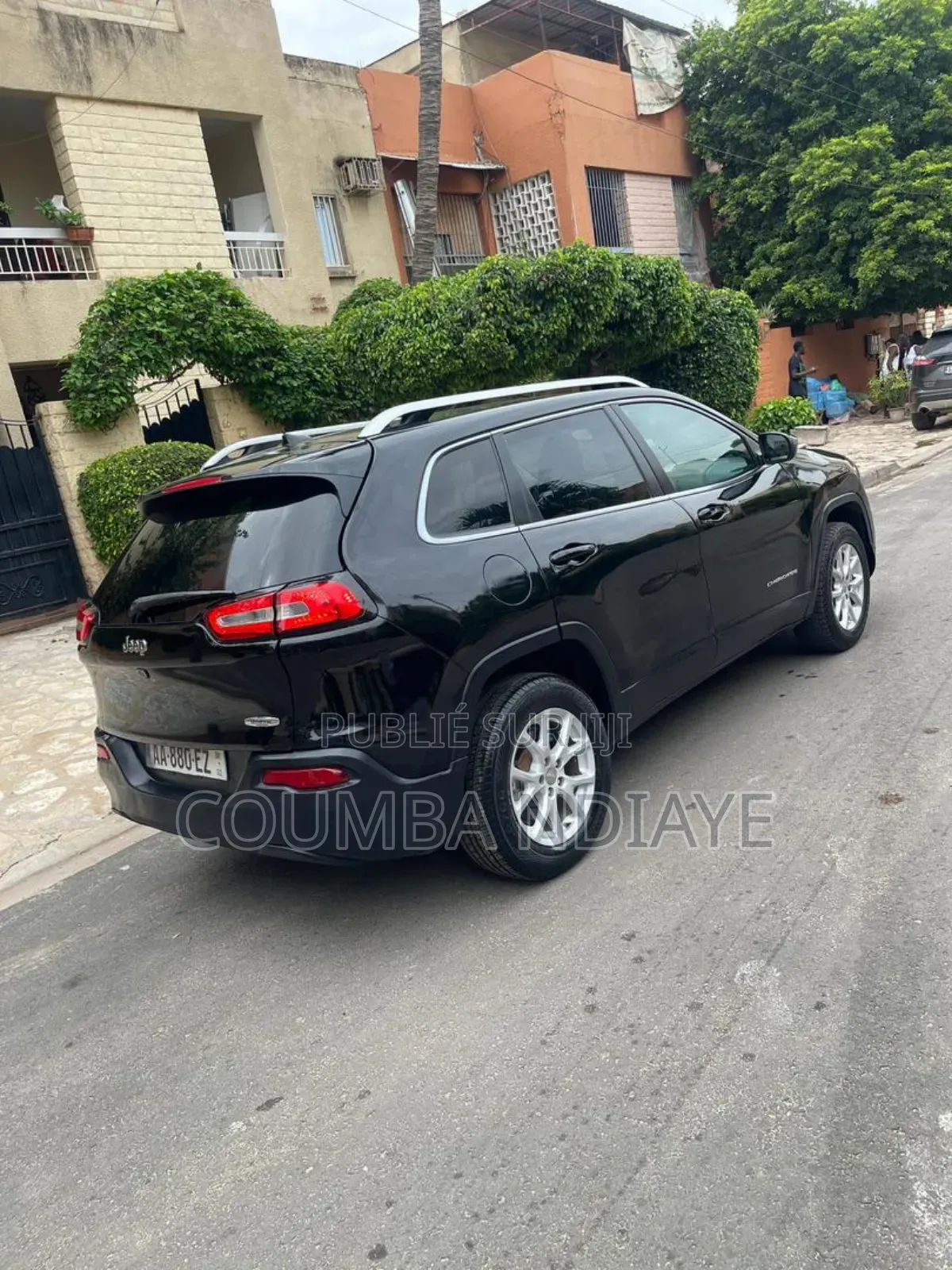 Jeep Cherokee 2016 Noir Mat