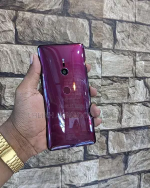 Nouveau Sony Xperia XZ3 64 GB Autre