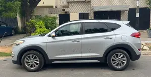 Hyundai Tucson 2017 Gris