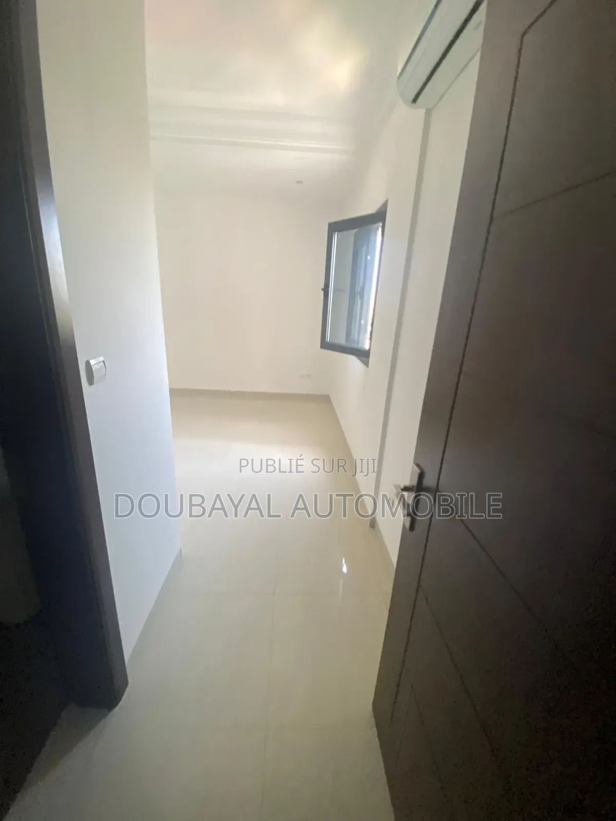 3chbre Appartement dans Point E, Dakar Plateau à Louer