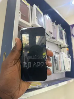 Apple iPhone 12 64 GB Violet