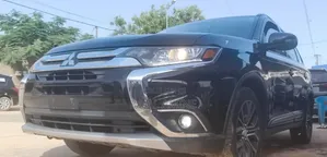 Mitsubishi Outlander 2016 Noir