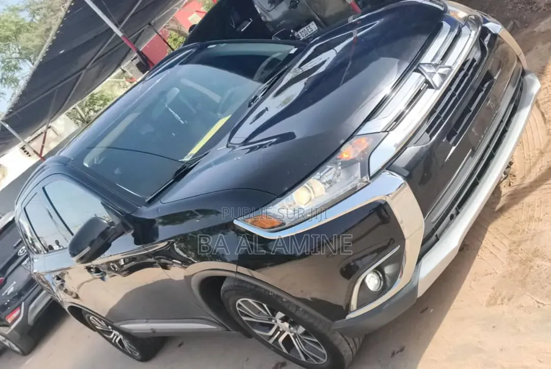 Mitsubishi Outlander 2016 Noir