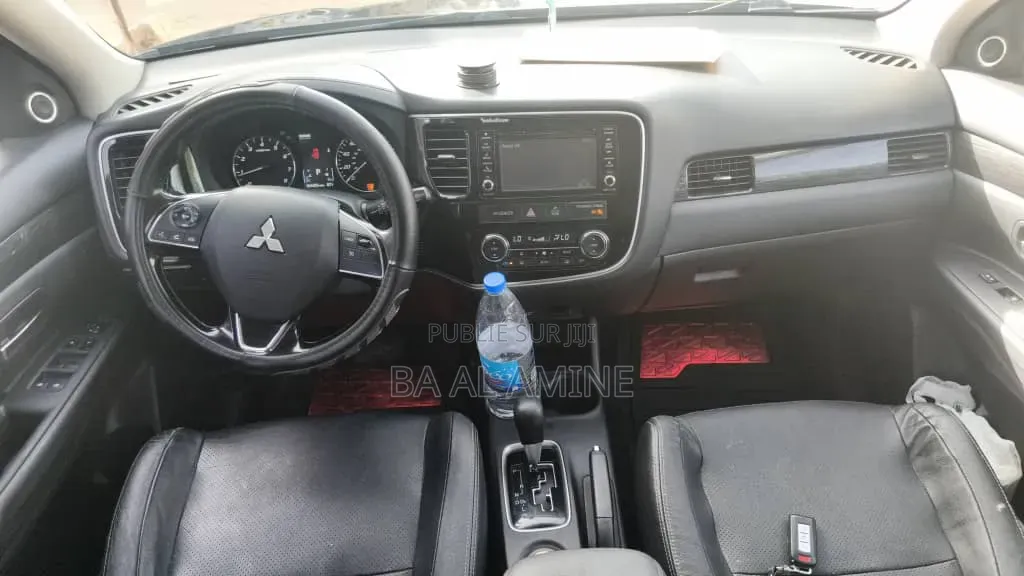 Mitsubishi Outlander 2016 Noir