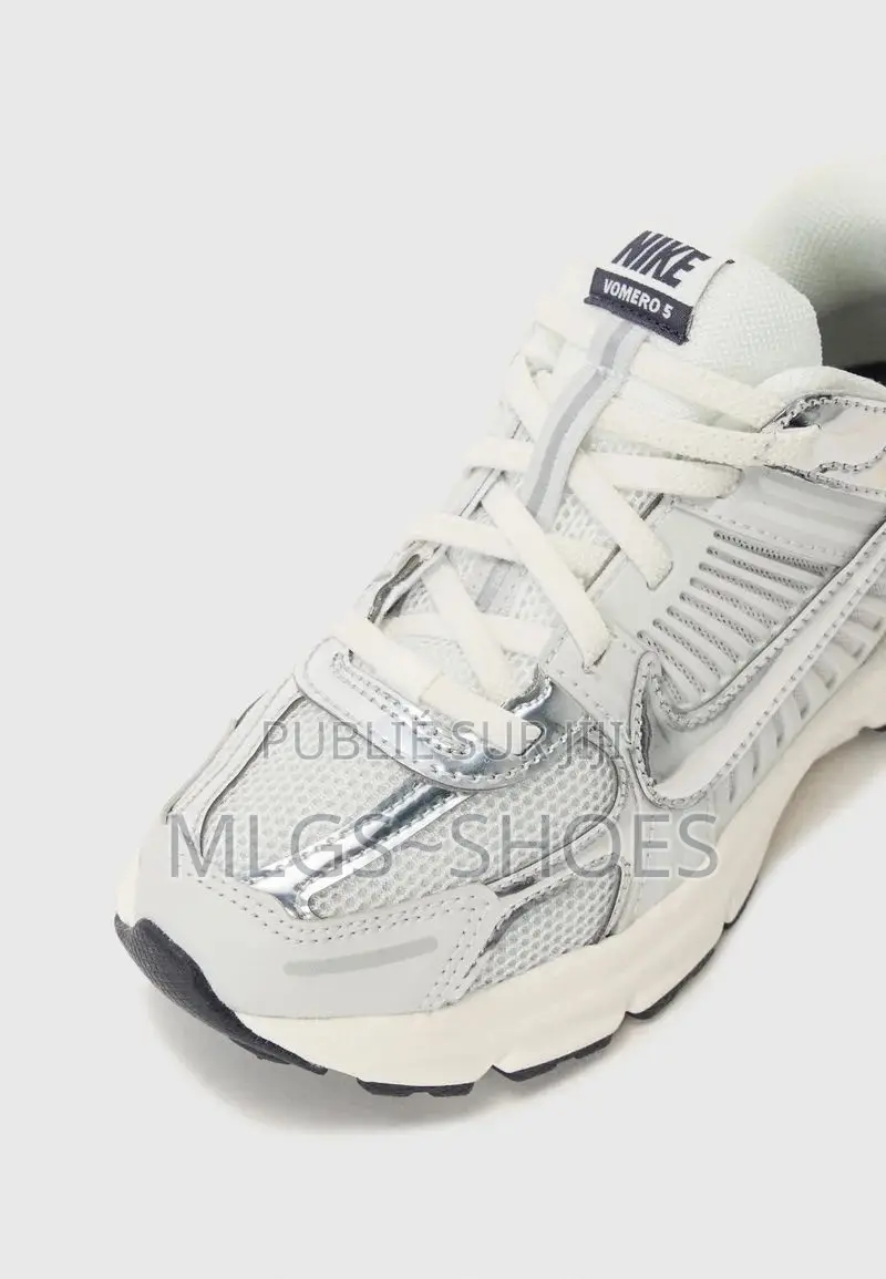 Nike VOMERO