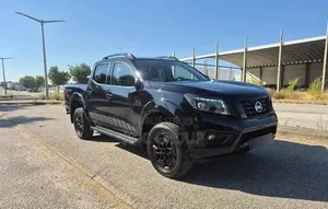 Nissan Navara 2021 Noir