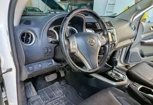Nissan Navara 2019 Blanc