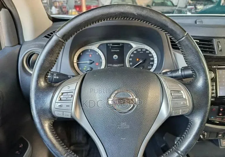 Nissan Navara 2019 Blanc