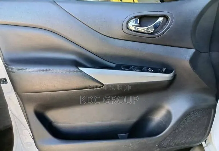 Nissan Navara 2019 Blanc