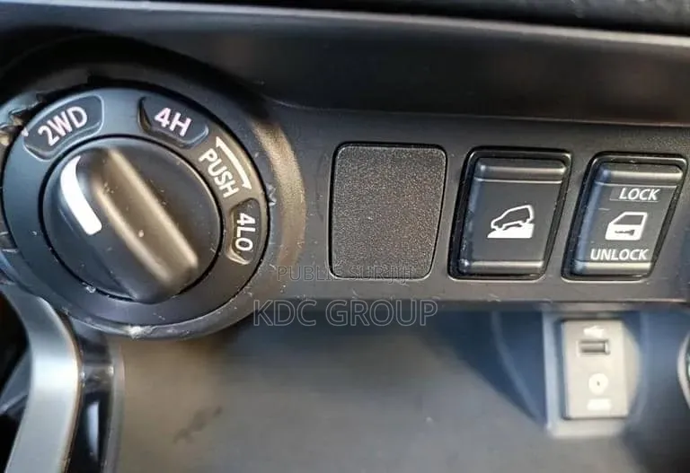 Nissan Navara 2019 Blanc