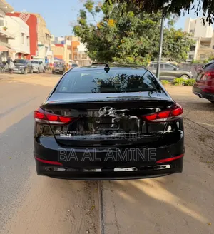 Hyundai Elantra 2017 Noir