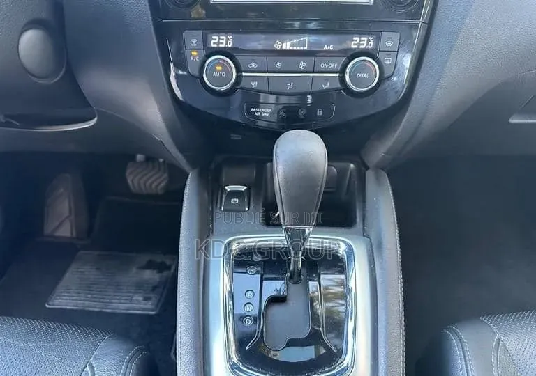 Nissan Qashqai 2015 Autre