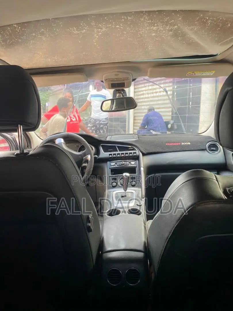 Peugeot 3008 2015 Gris