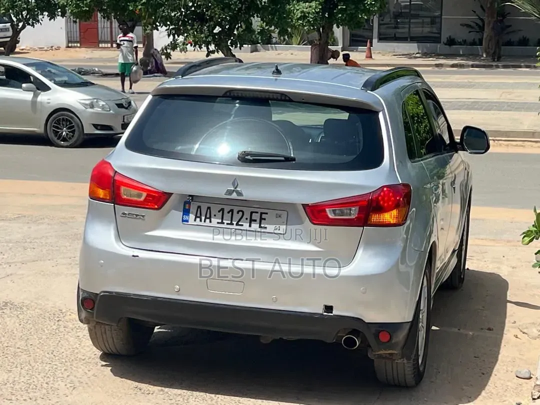 Mitsubishi RVR 2014 Gris