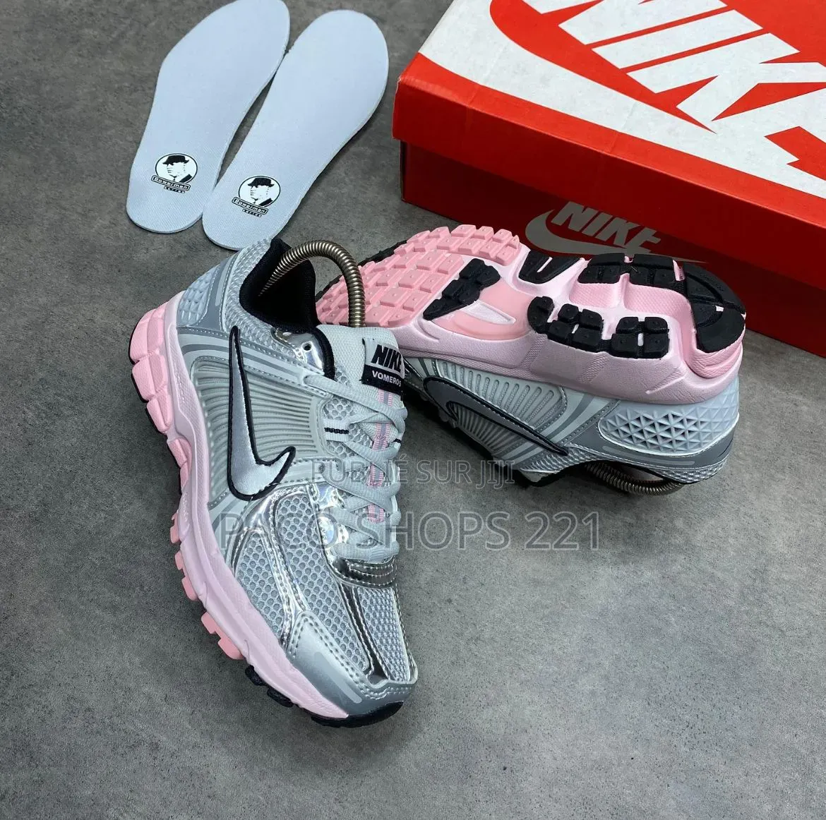 Nike Zoom Vomero 5 – Neuf Tailles 37 À 41