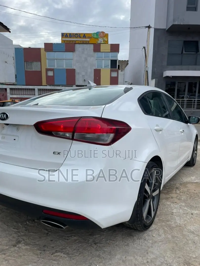 Kia Forte EX 2021 Blanc
