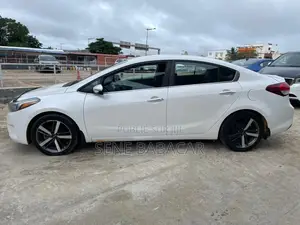 Kia Forte EX 2021 Blanc
