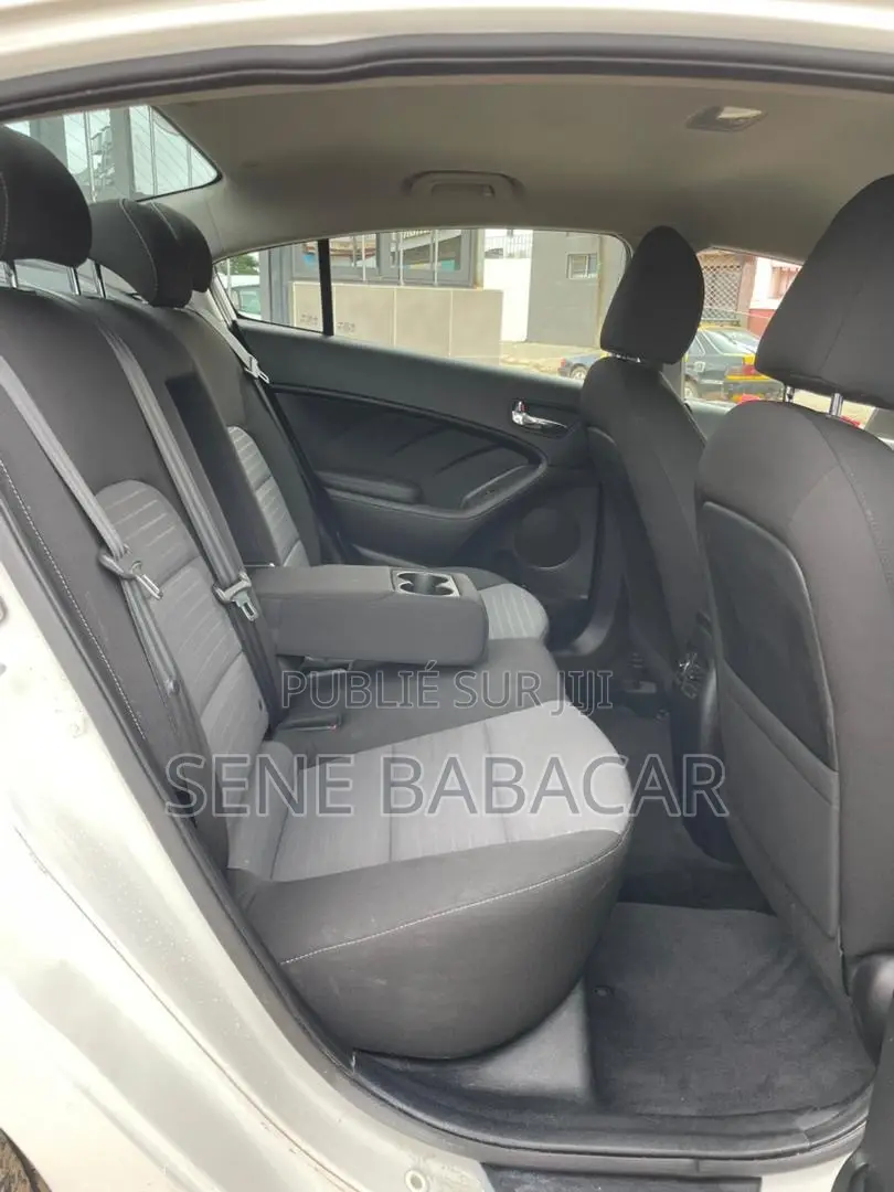Kia Forte EX 2021 Blanc