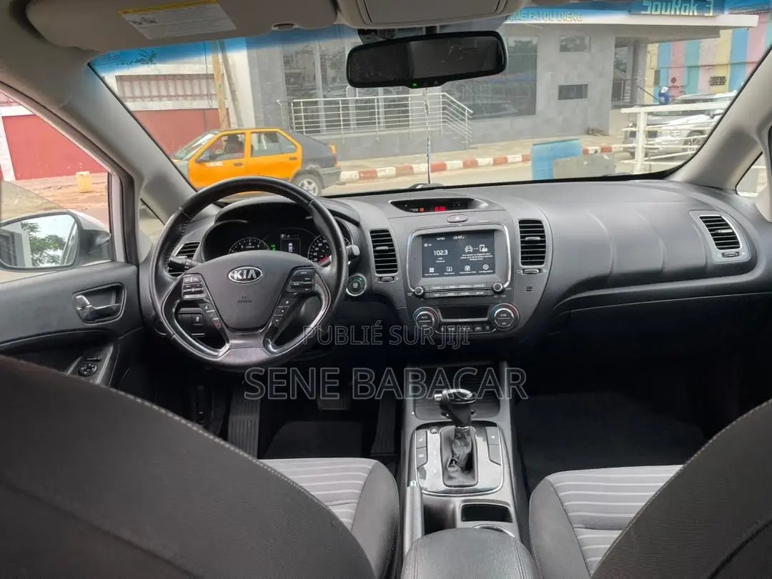 Kia Forte EX 2021 Blanc