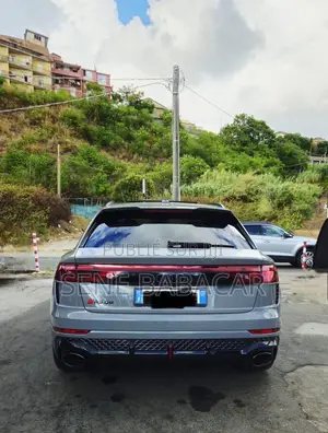 Audi A8 L 2026 Gris