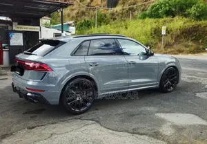 Audi A8 L 2026 Gris