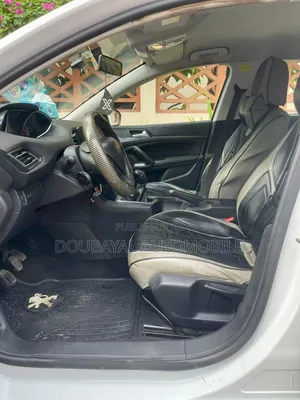 Peugeot 308 2018 Blanc