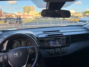 Toyota RAV4 2018 Bleu