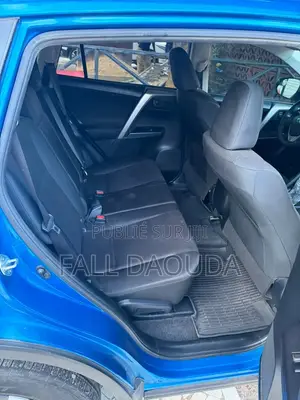 Toyota RAV4 2018 Bleu