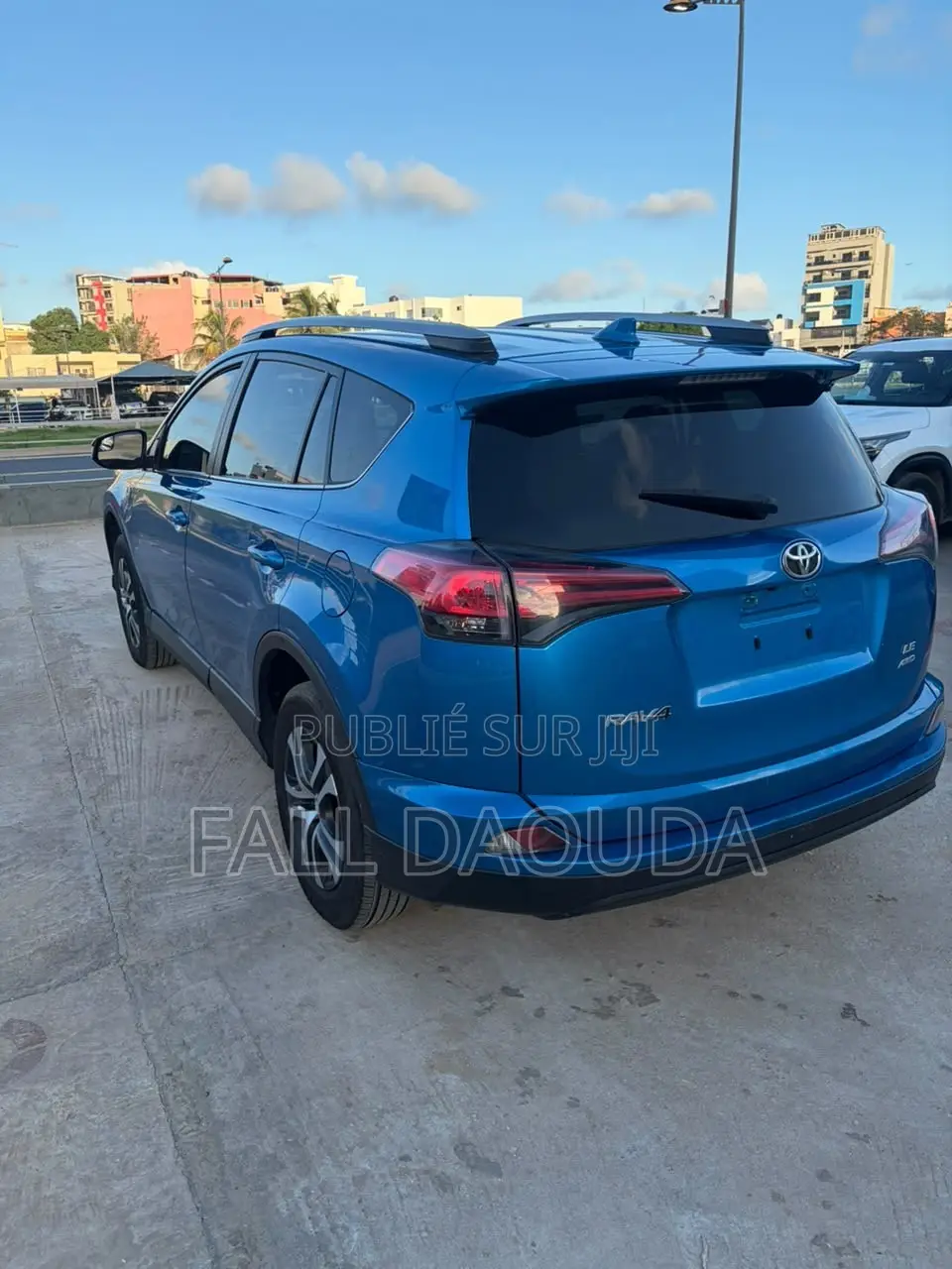 Toyota RAV4 2018 Bleu