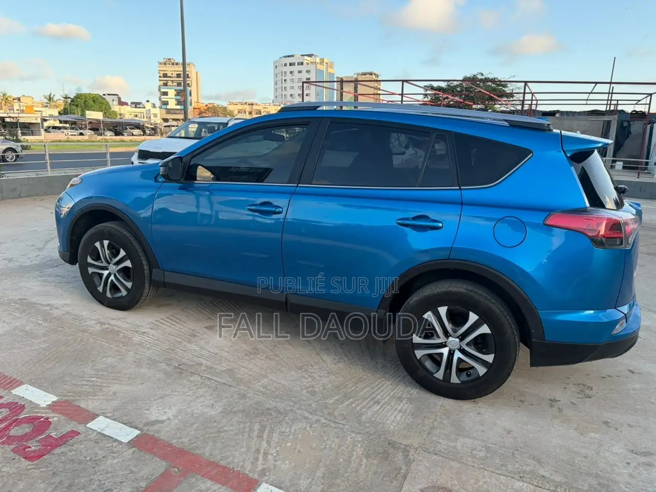 Toyota RAV4 2018 Bleu