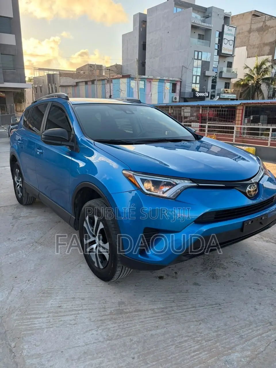 Toyota RAV4 2018 Bleu