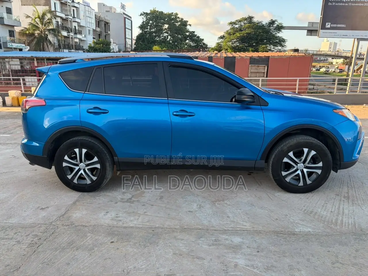 Toyota RAV4 2018 Bleu