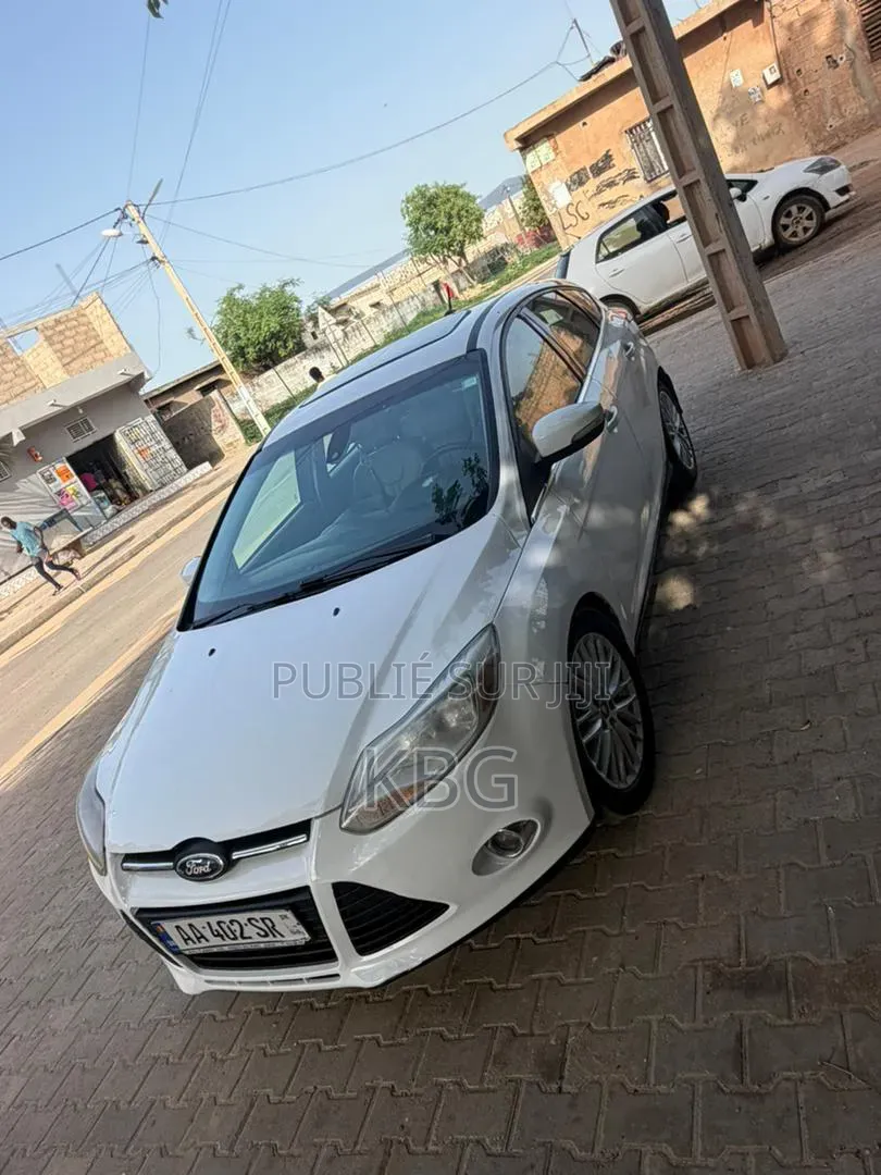 Ford Focus 2013 Noir