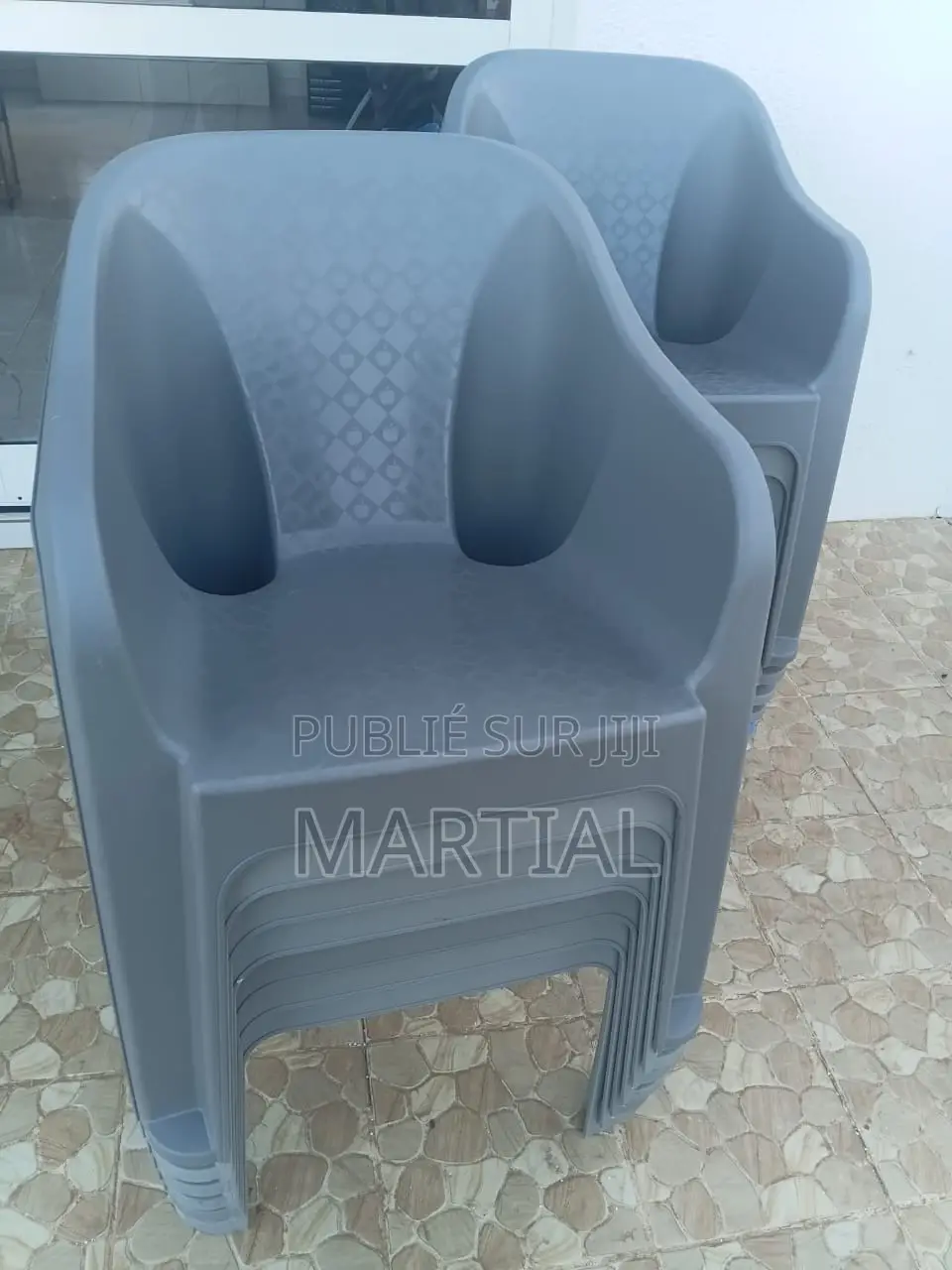 Chaises en Plastique